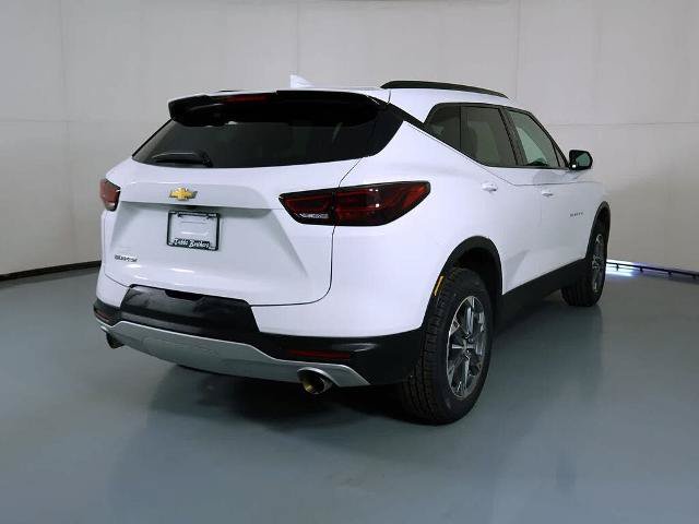 Used 2023 Chevrolet Blazer LT w/ Convenience Package FWD image 6