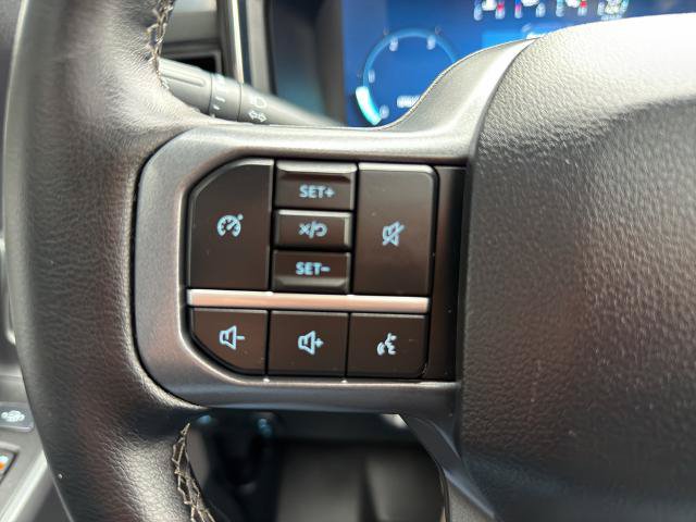 Certified 2025 Ford F350 Lariat w/ Black Appearance Package AWD/4WD image 26