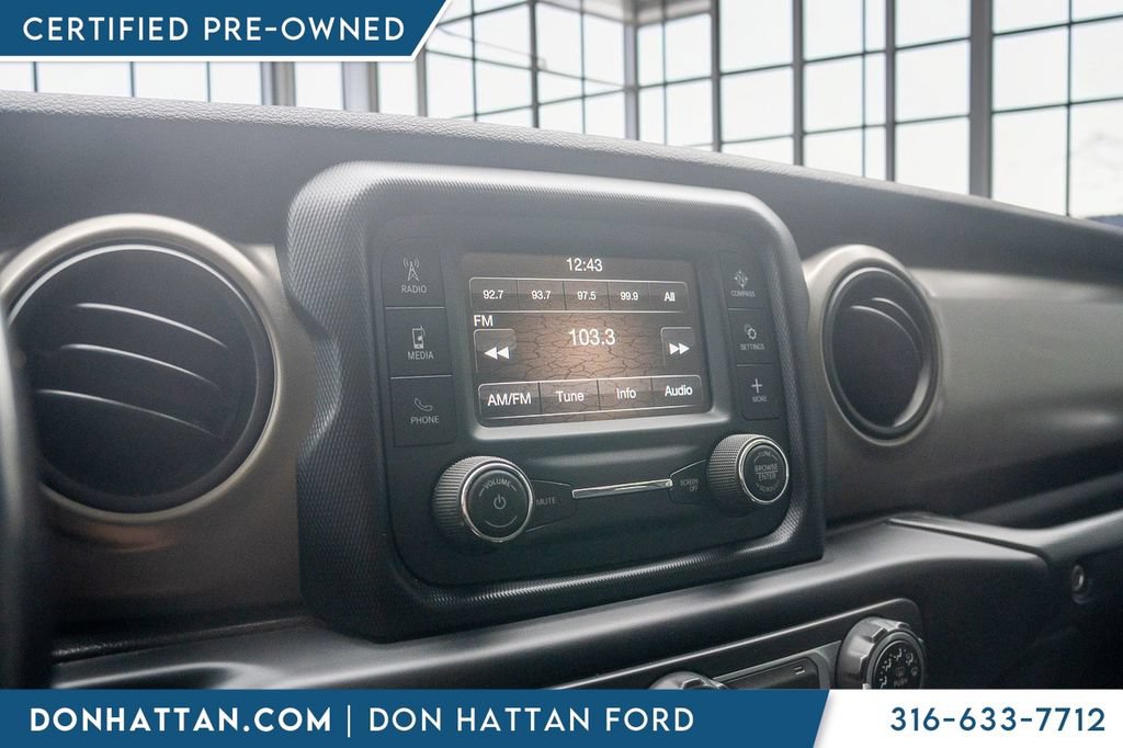 Used 2020 Jeep Wrangler Sport AWD/4WD image 9