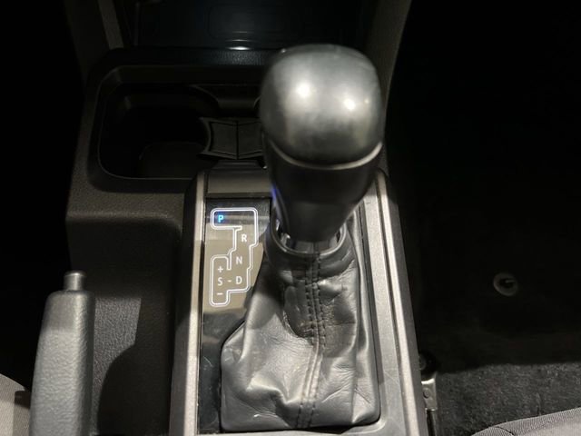 Used 2019 Toyota Tacoma TRD Sport w/ Technology Package AWD/4WD image 15