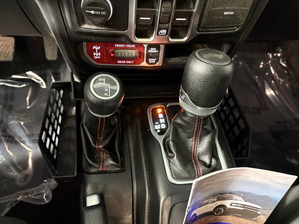 Used 2022 Jeep Wrangler Unlimited Rubicon w/ LED Lighting Group image 21