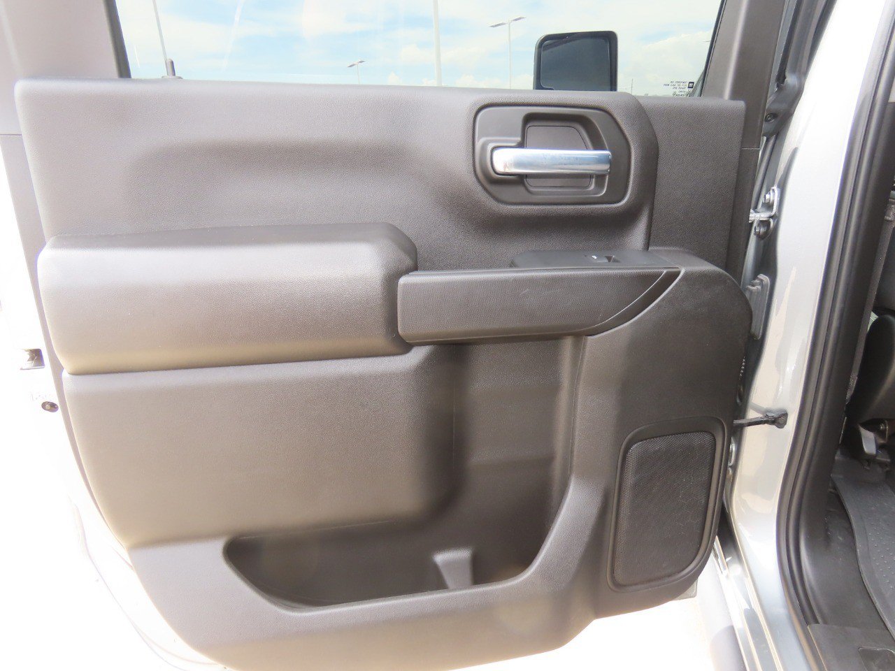 Used 2024 Chevrolet Silverado 2500 Custom w/ Custom Value Package AWD/4WD image 19