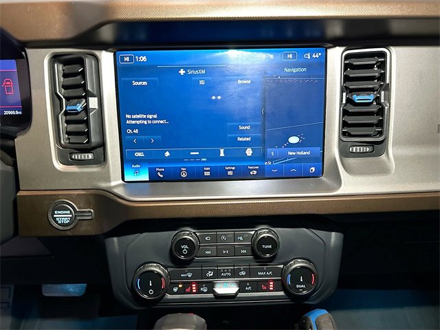 Certified 2022 Ford Bronco Outer Banks w/ Sasquatch Package image 27