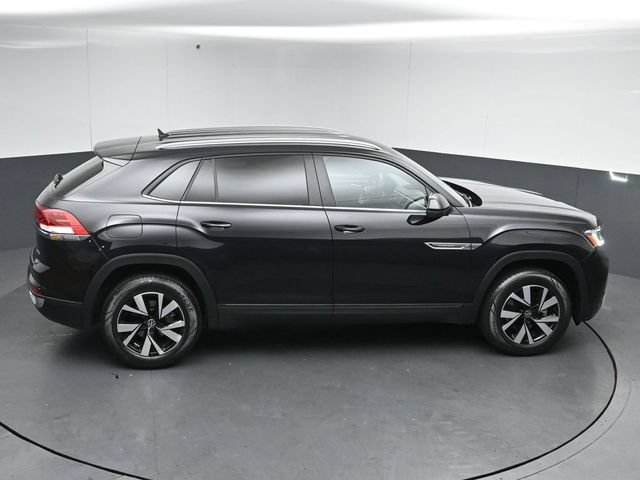 Used 2022 Volkswagen Atlas Cross Sport SE AWD/4WD image 50