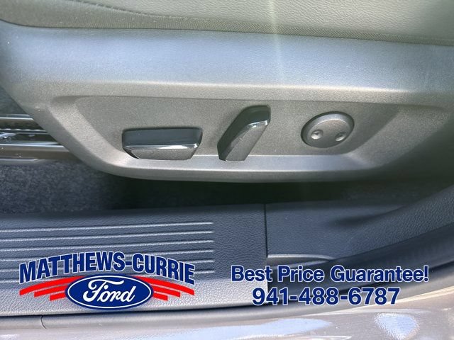 Used 2025 Nissan Rogue SV AWD/4WD image 10