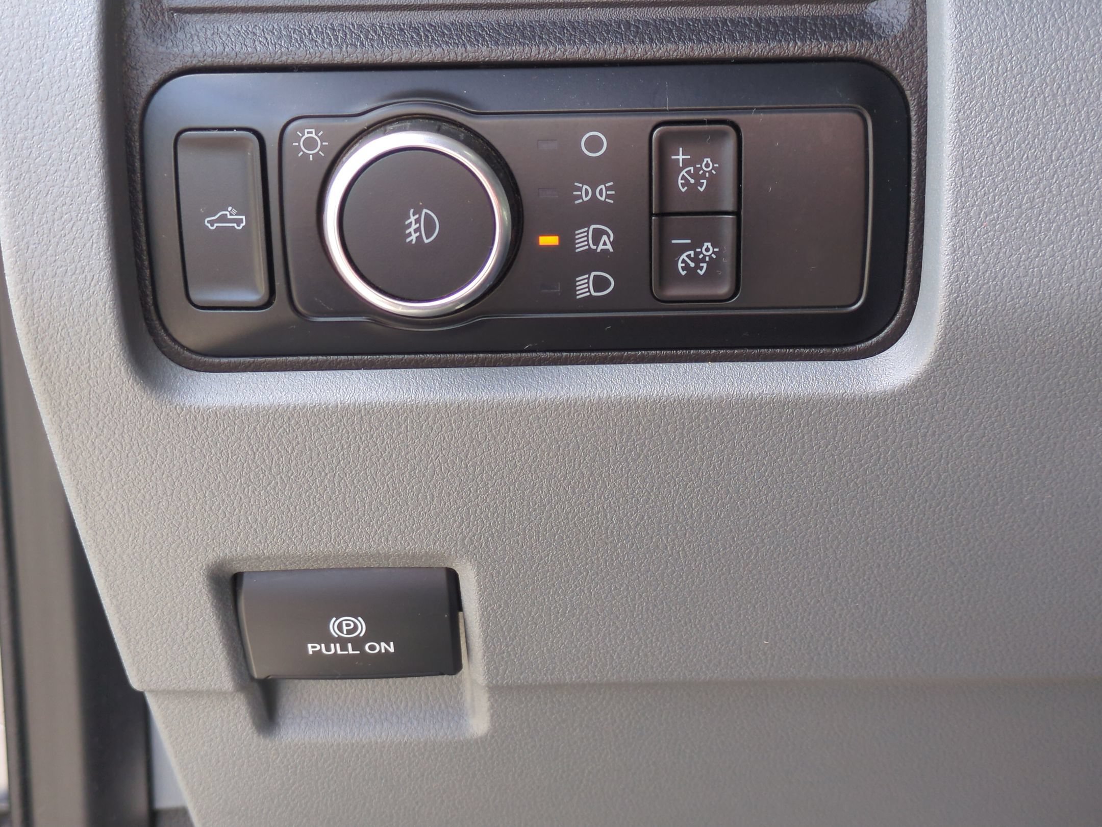 Certified 2024 Ford F250 XLT AWD/4WD image 19