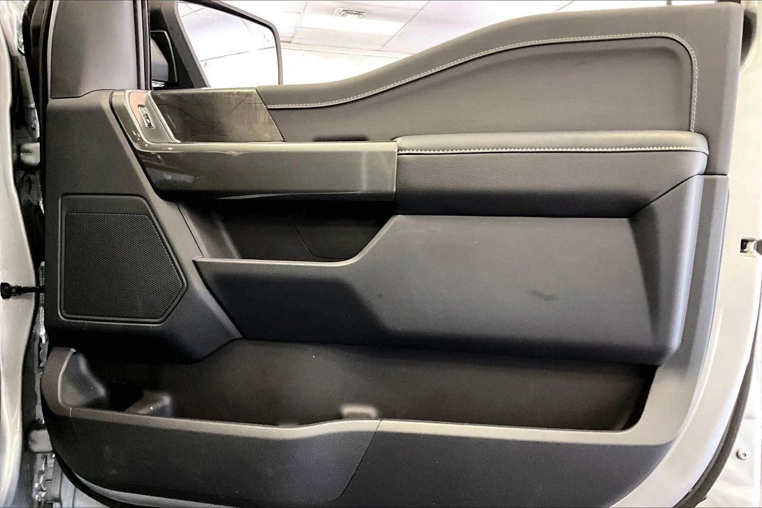 Certified 2023 Ford F150 XLT w/ Equipment Group 302A High image 23