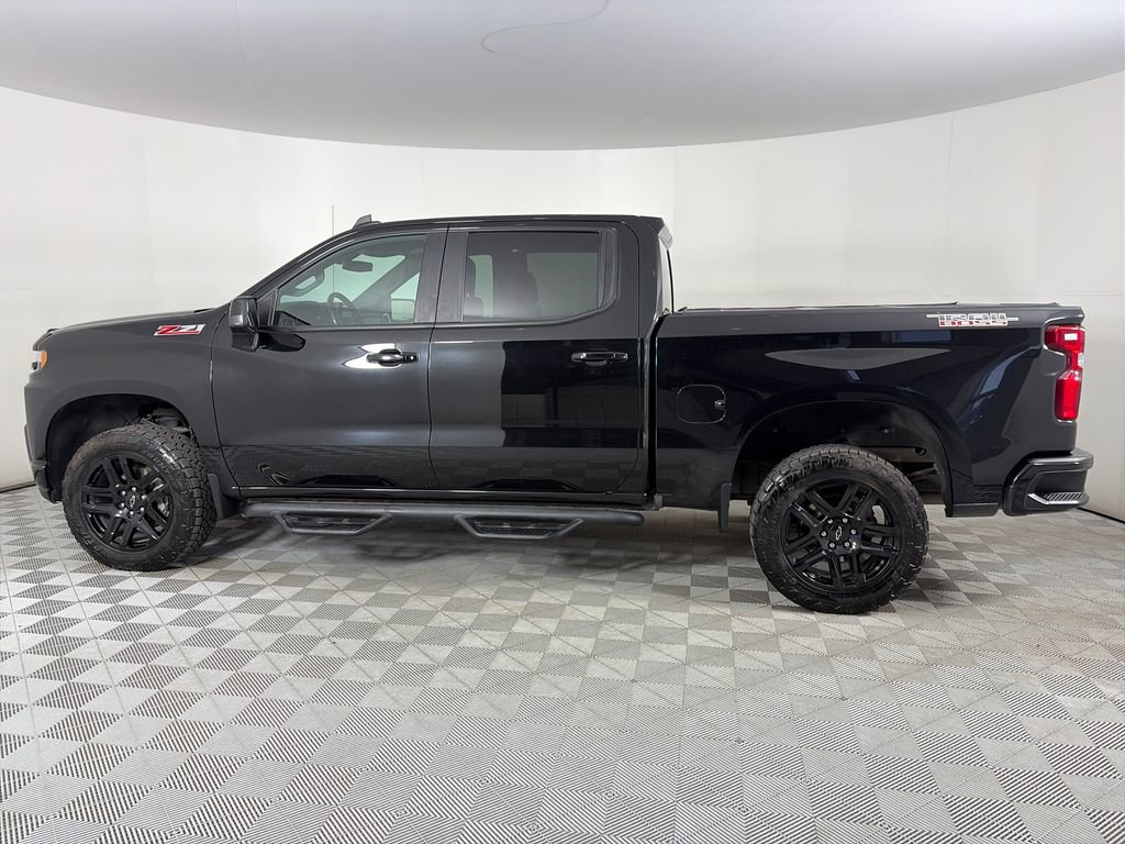 Used 2021 Chevrolet Silverado 1500 LT Trail Boss w/ Bed Protection Package AWD/4WD image 4