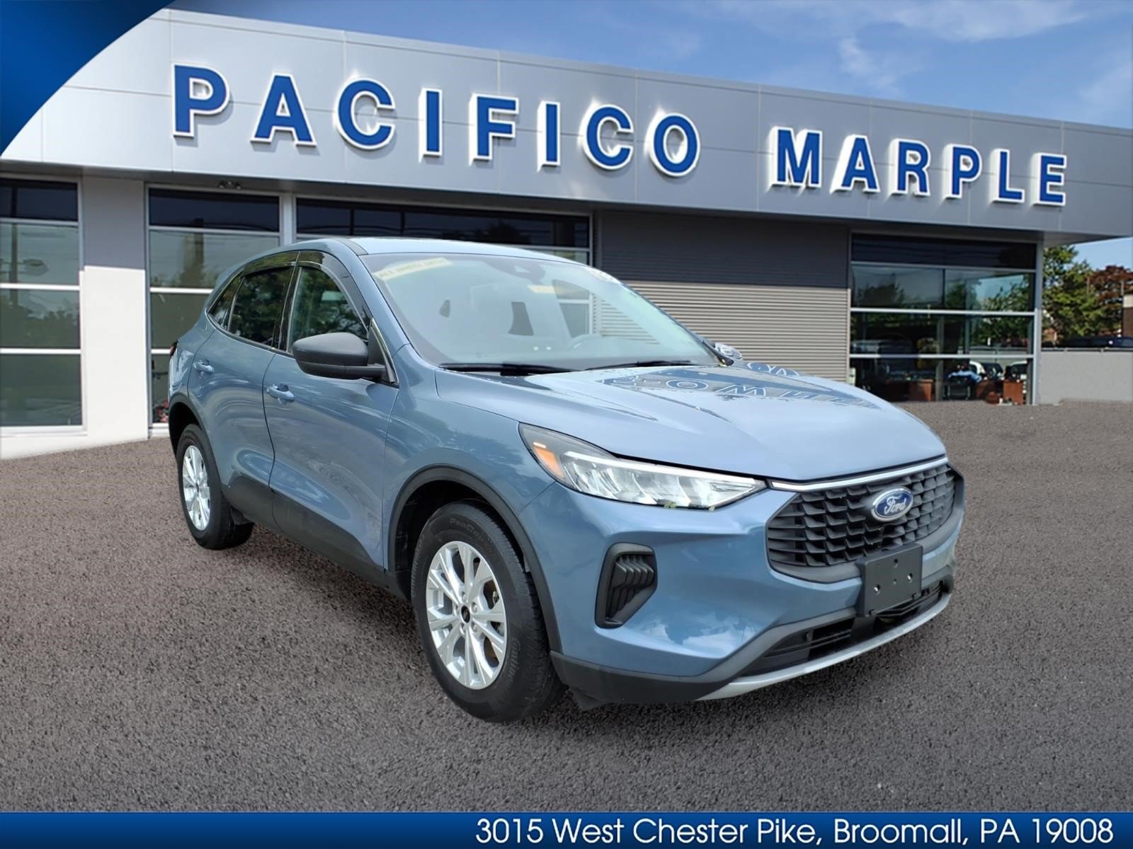 Certified 2023 Ford Escape Active AWD/4WD image 1