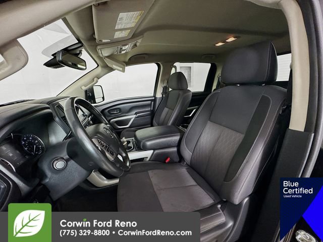 Used 2022 Nissan Titan SV w/ SV Convenience Package image 25