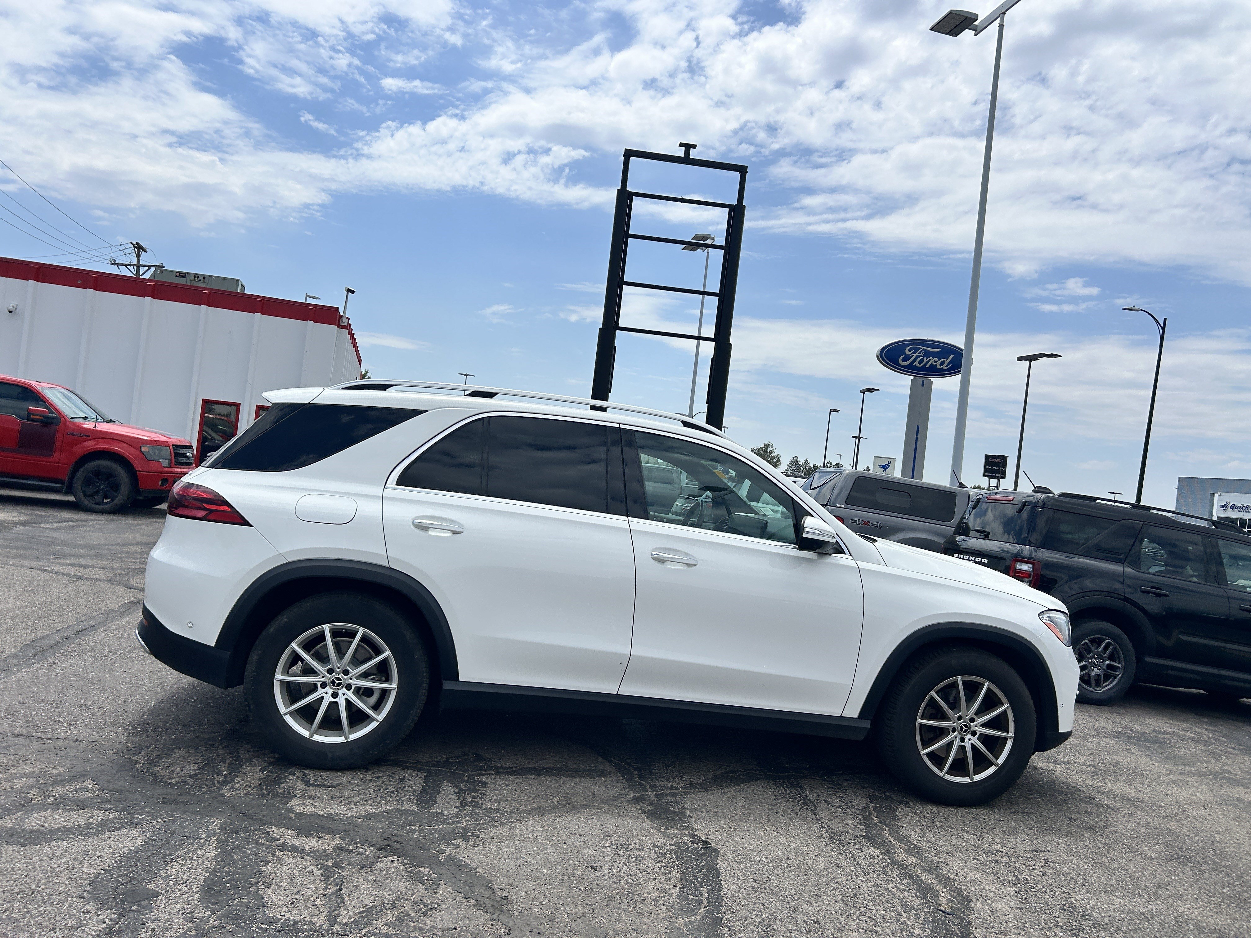 Used 2025 Mercedes-Benz GLE 350 4MATIC image 6