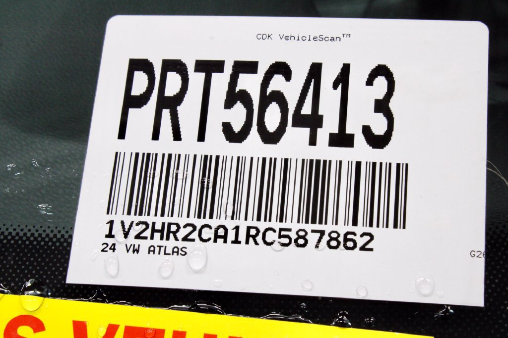 Used 2024 Volkswagen Atlas SE AWD/4WD image 33