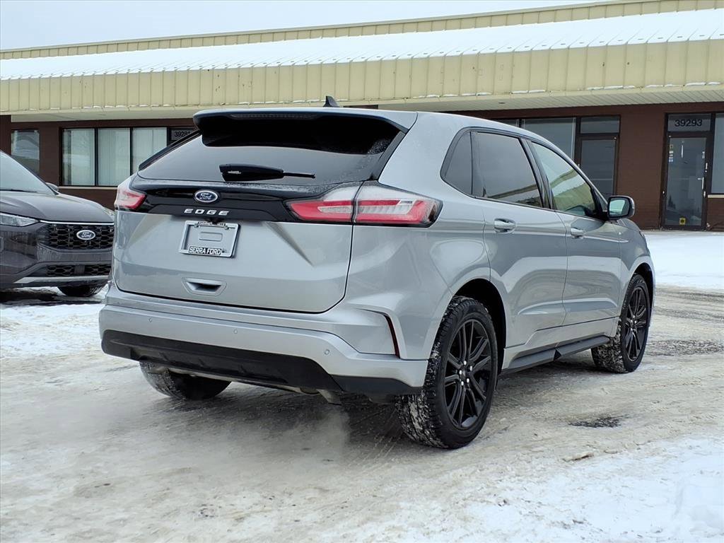 Certified 2024 Ford Edge ST-Line image 5