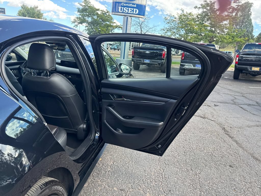 Used 2022 MAZDA MAZDA3 s AWD/4WD image 24