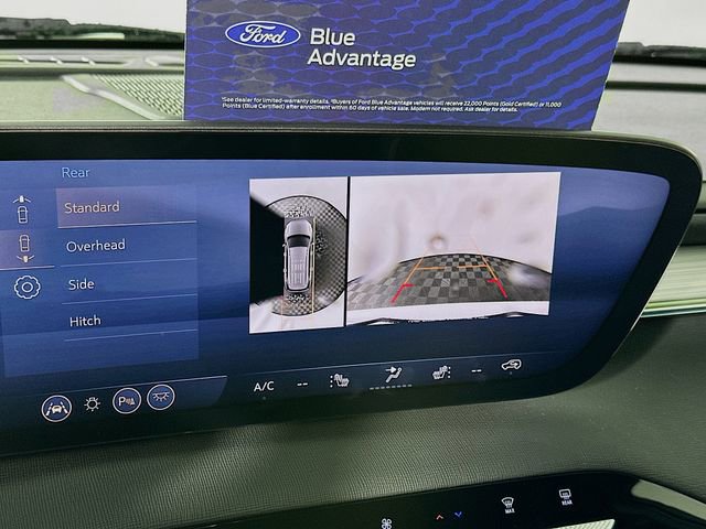 Used 2026 Buick Enclave Preferred FWD image 18