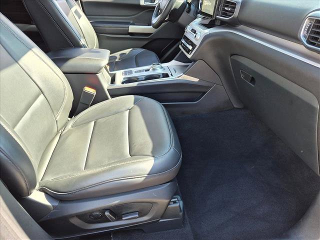 Certified 2024 Ford Explorer XLT w/ Equipment Group 202A RWD image 20