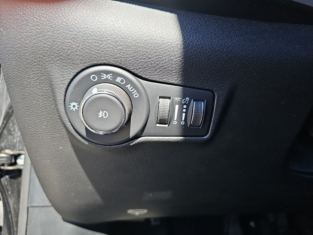 Used 2025 Jeep Compass Limited AWD/4WD image 23