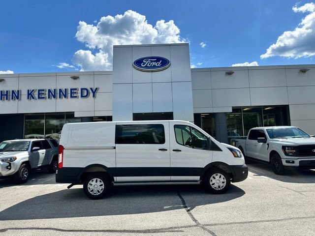 Certified 2025 Ford Transit 250 Low Roof w/ Exterior Upgrade Package RWD image 25