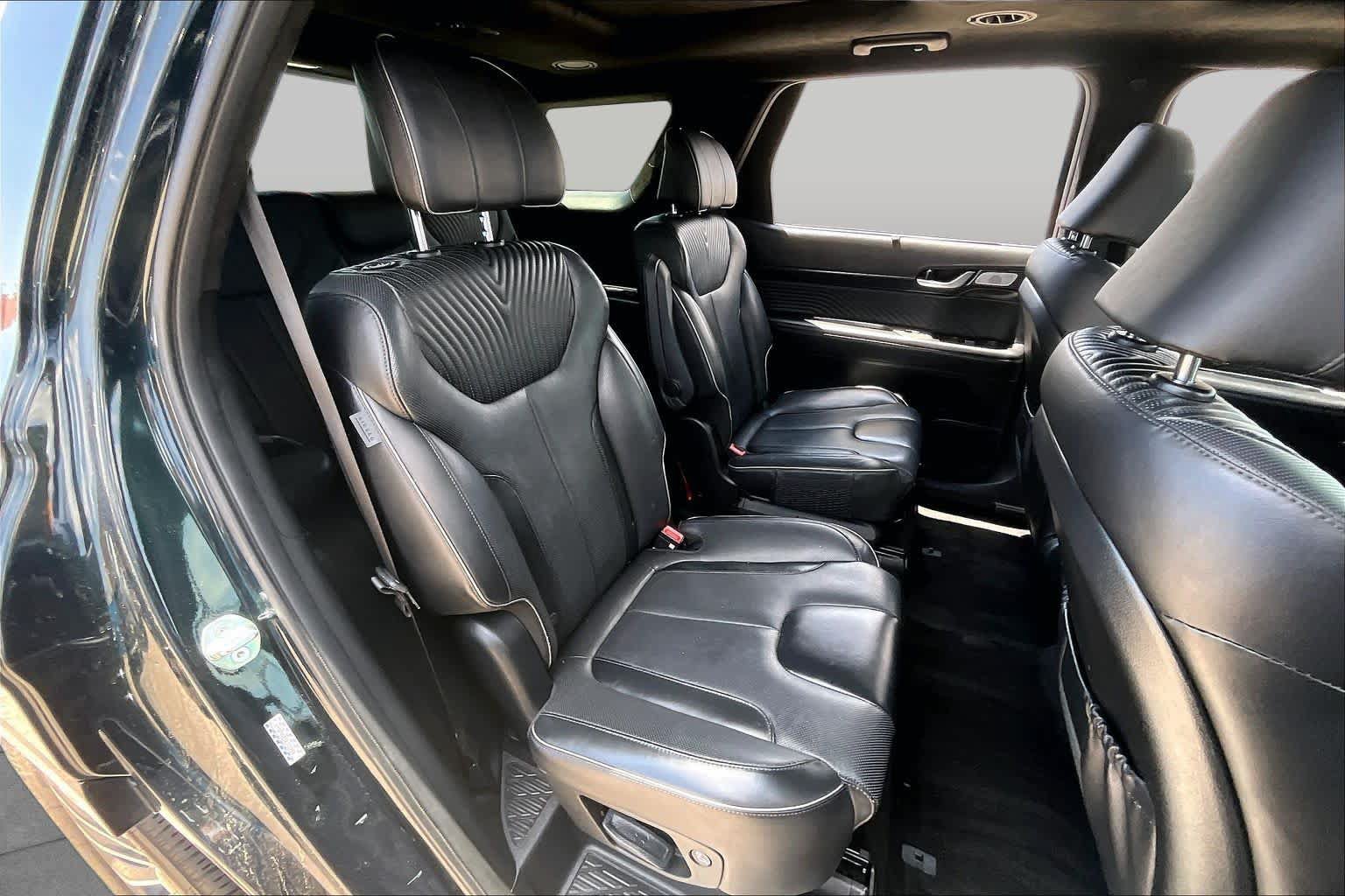 Used 2024 Hyundai Palisade Calligraphy FWD image 19