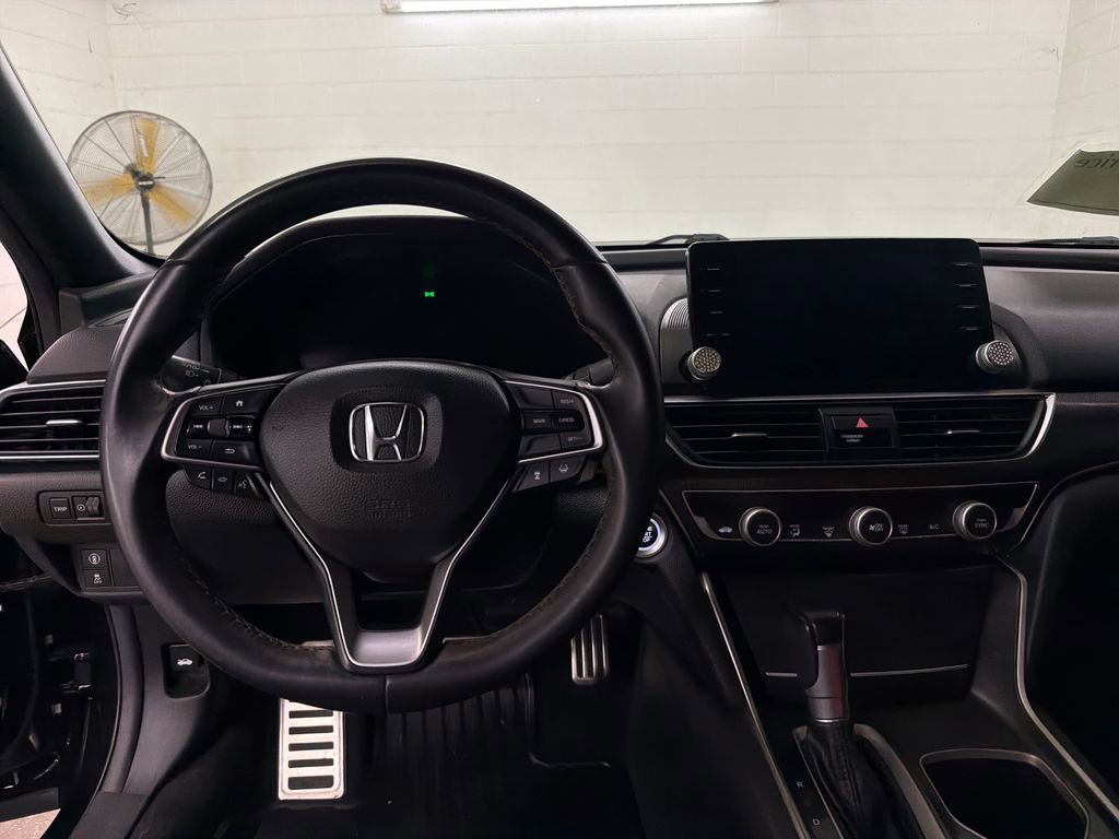 Used 2019 Honda Accord Sport image 6