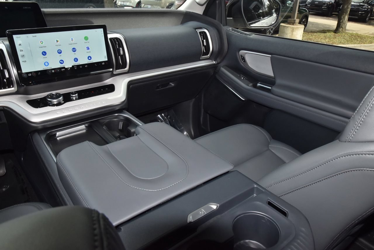 Certified 2026 Ford Expedition Active RWD image 18