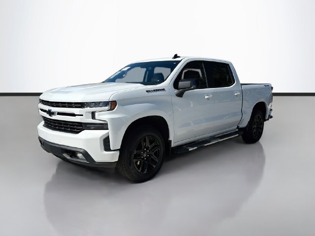 Used 2021 Chevrolet Silverado 1500 RST w/ LPO, Blackout Package AWD/4WD image 3