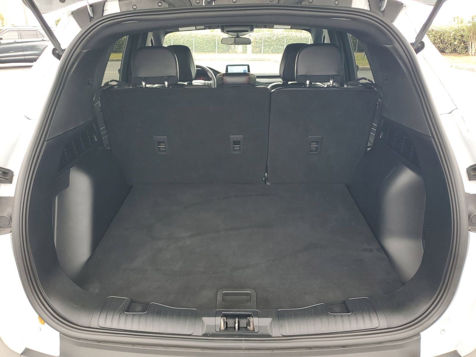 Certified 2025 Ford Escape ST-Line FWD image 7