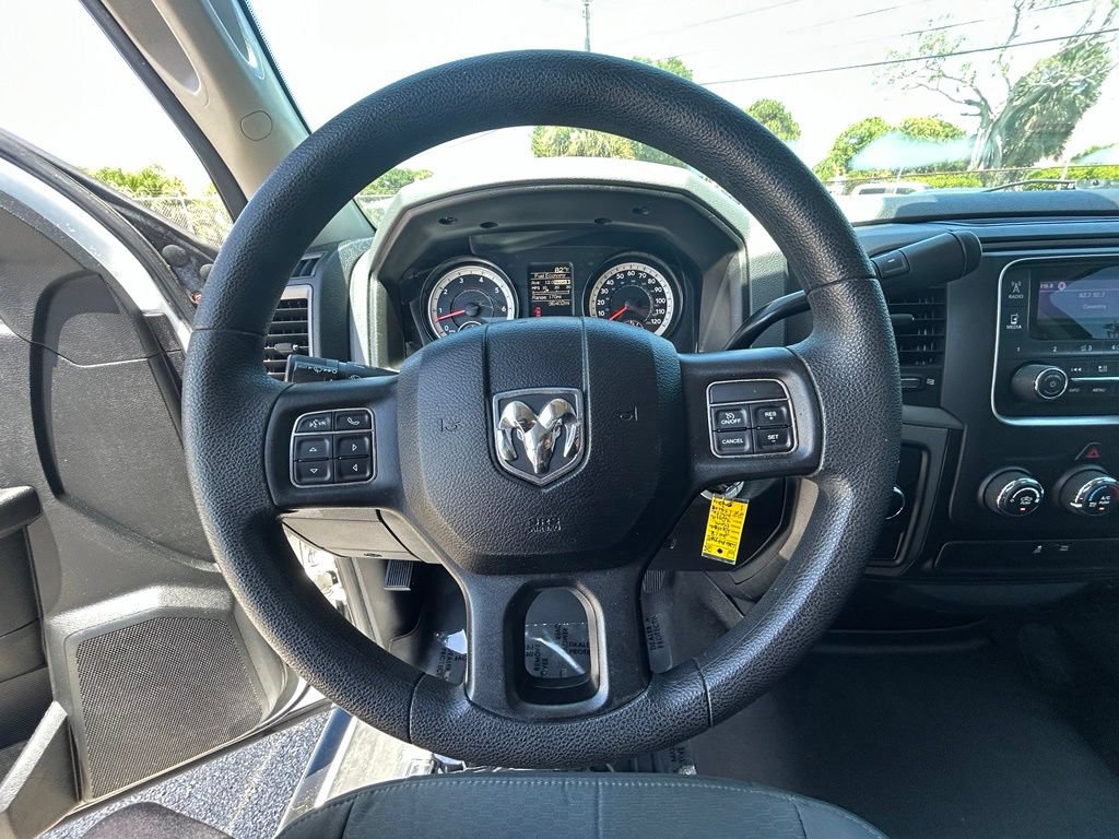 Used 2018 RAM 1500 ST w/ SXT Appearance Group AWD/4WD image 15