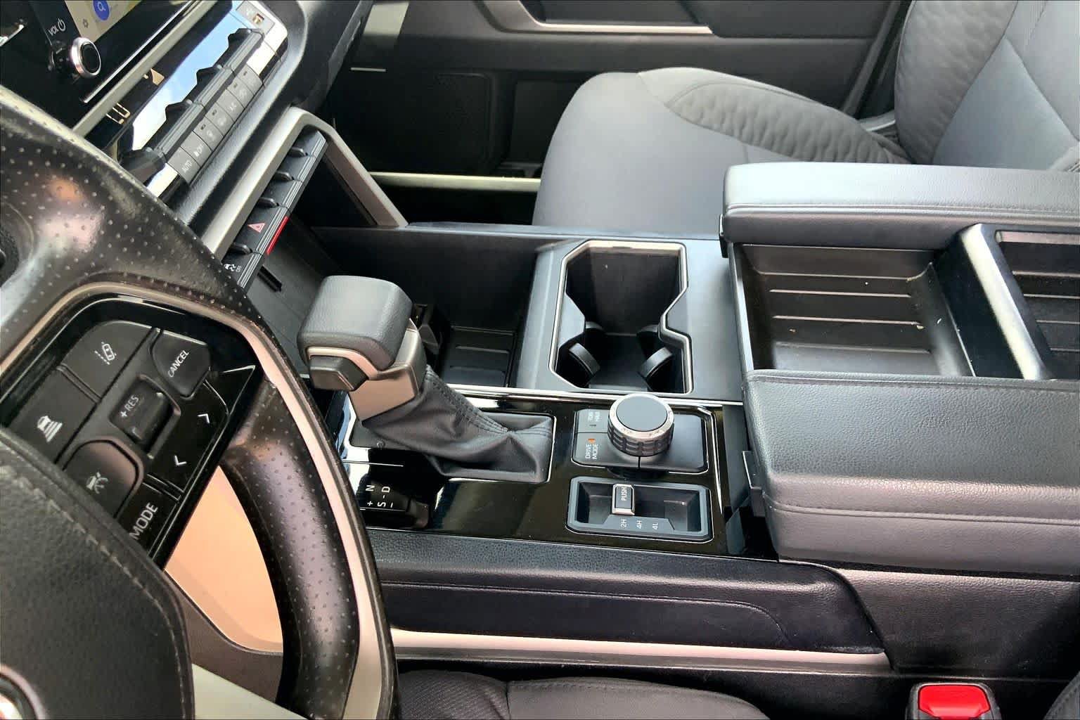 Used 2024 Toyota Tundra SR5 AWD/4WD image 17