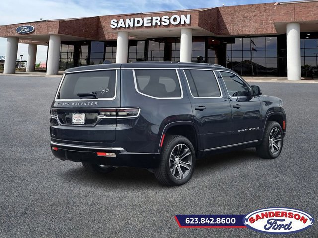 Used 2023 Jeep Grand Wagoneer 4WD w/ Flexible Seating Group image 5