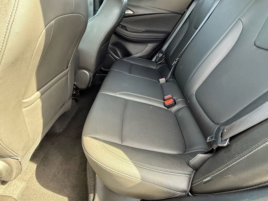 Used 2024 Buick Encore GX Sport Touring image 13