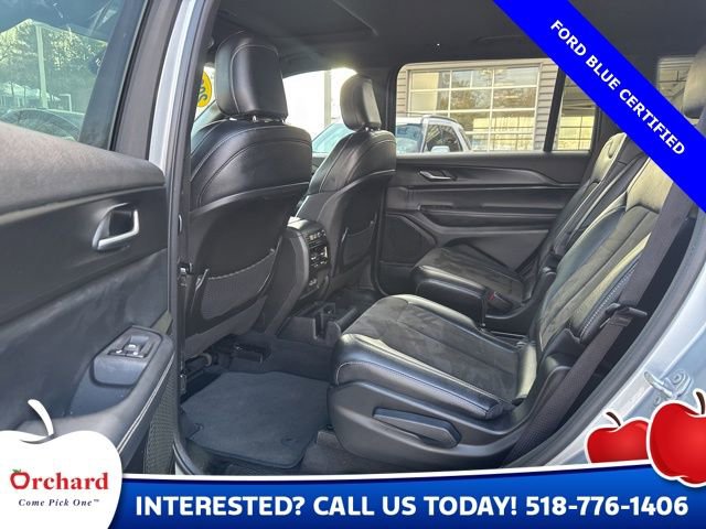 Used 2023 Jeep Grand Cherokee L Laredo image 20