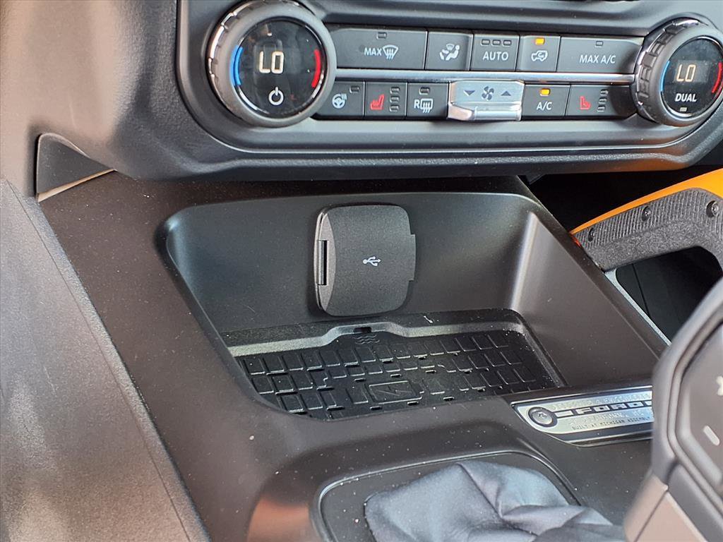 Certified 2024 Ford Bronco Badlands image 11