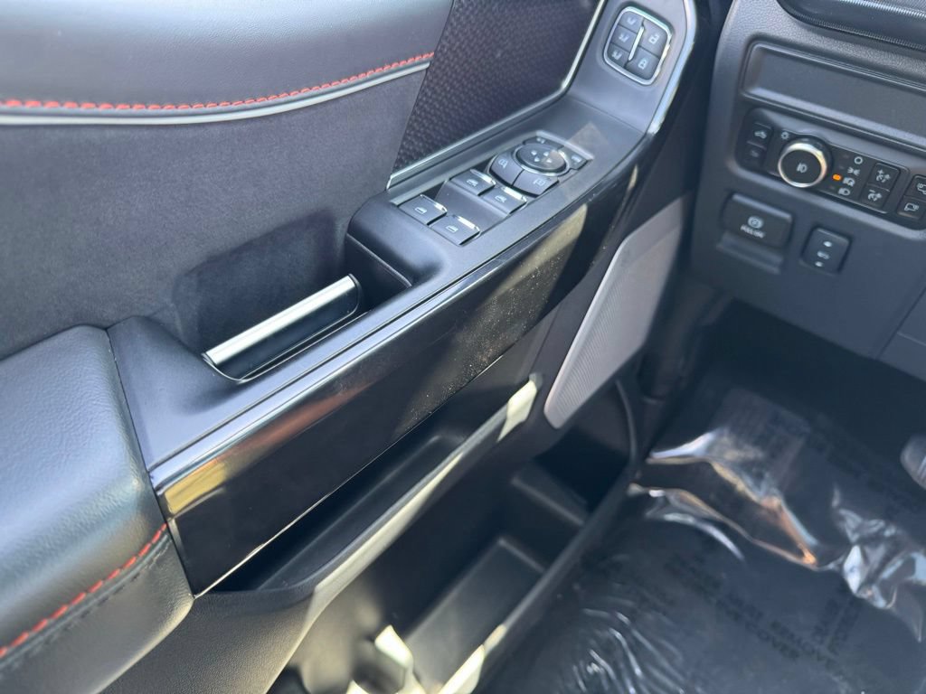 Certified 2025 Ford F150 Raptor w/ Equipment Group 803A Raptor R AWD/4WD image 37