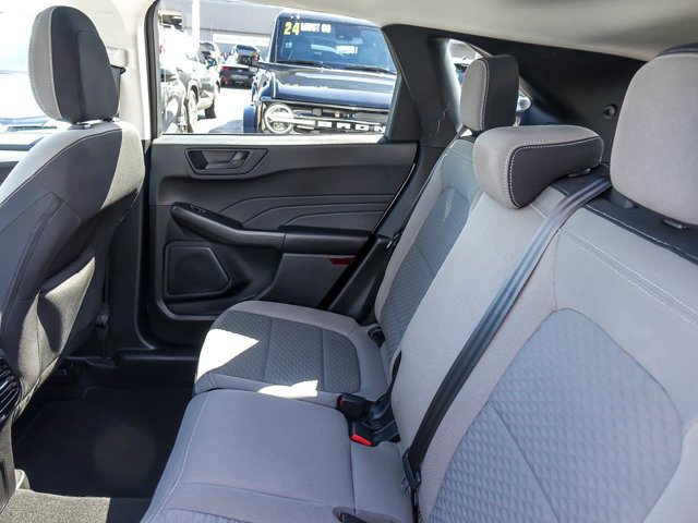 Certified 2022 Ford Escape SE w/ SE Sport Appearance Package FWD image 18