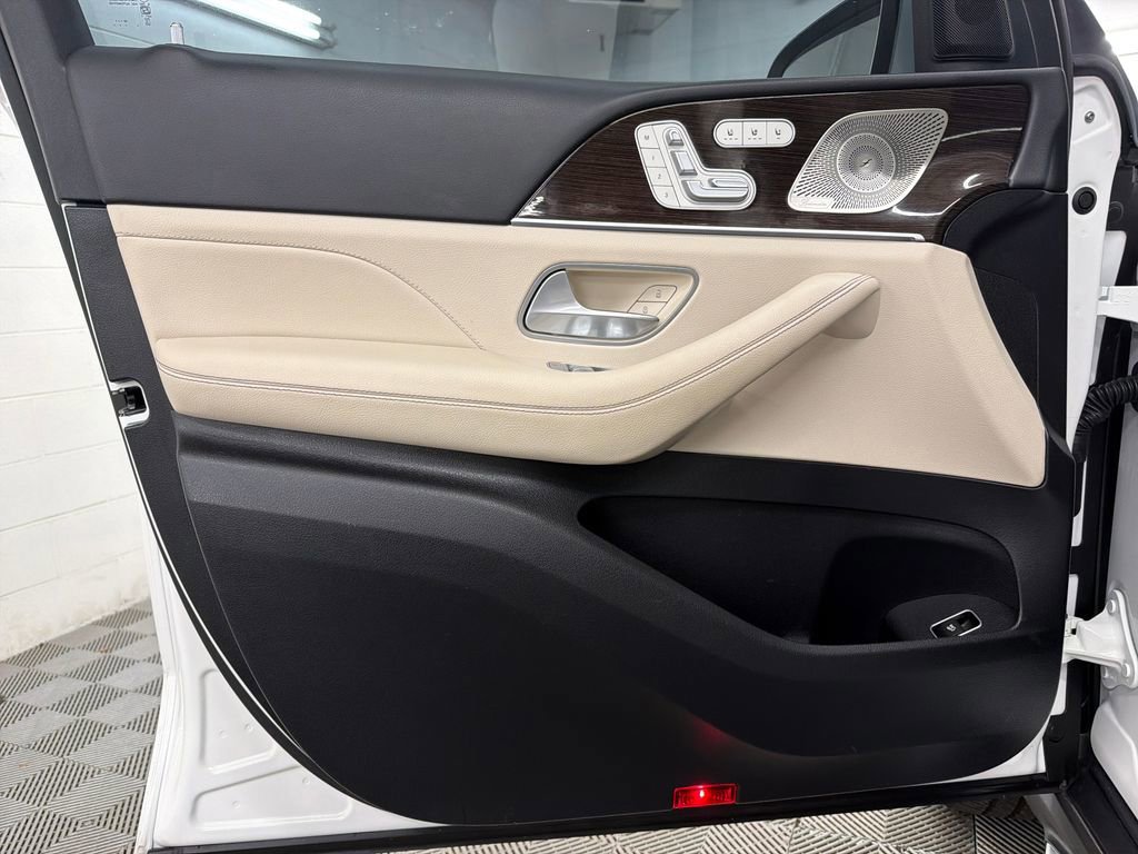 Used 2024 Mercedes-Benz GLE 350 4MATIC image 16