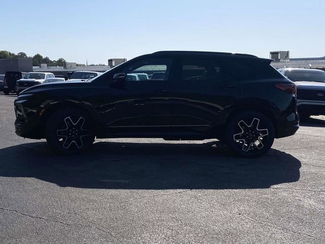 Used 2023 Chevrolet Blazer RS w/ Driver Confidence II Package image 2