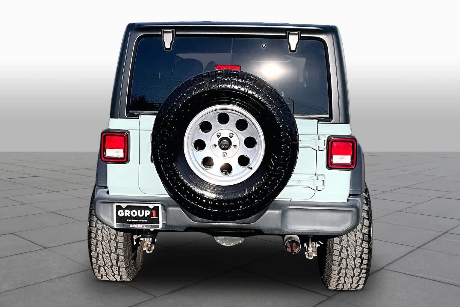 Used 2023 Jeep Wrangler Sport AWD/4WD image 5
