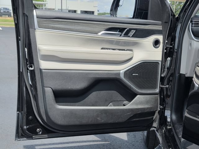 Used 2022 Jeep Wagoneer Series III AWD/4WD image 15