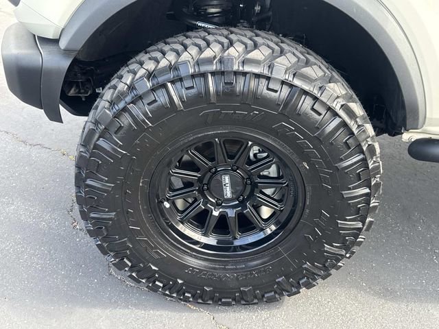 Certified 2025 Ford Bronco Badlands AWD/4WD image 9