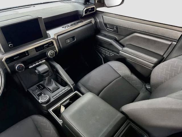Used 2024 Toyota Tacoma SR5 AWD/4WD image 11