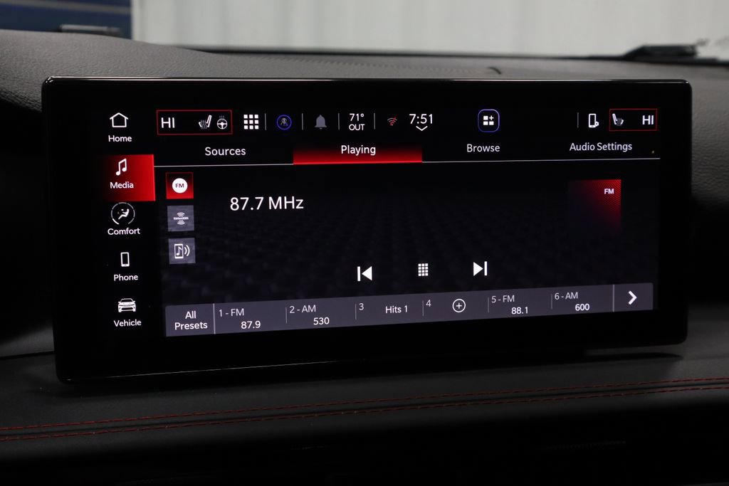 Used 2024 Dodge Hornet R/T w/ R/T Blacktop Package image 2