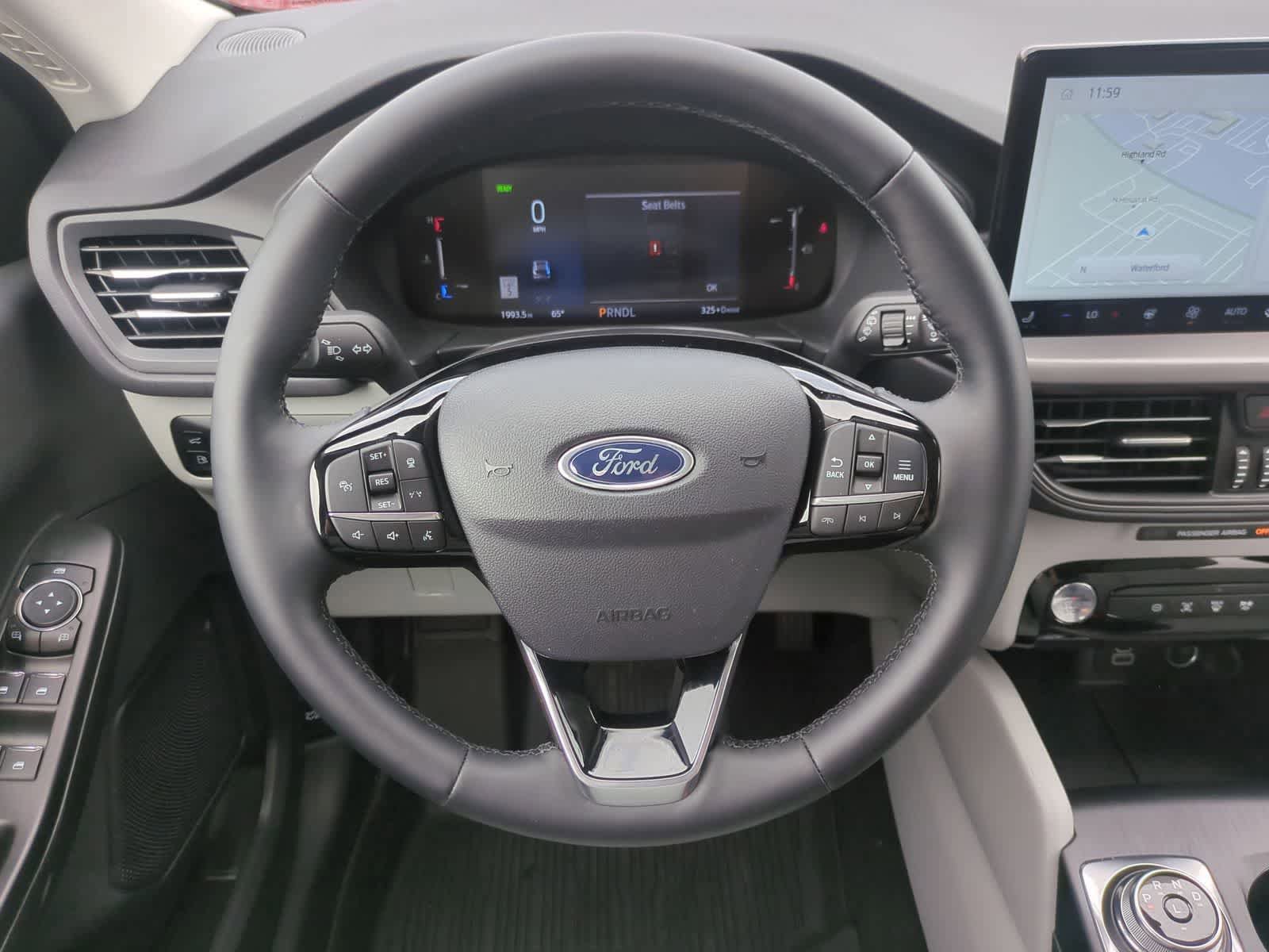 Certified 2025 Ford Escape SE w/ Class II Trailer Tow Package FWD image 22