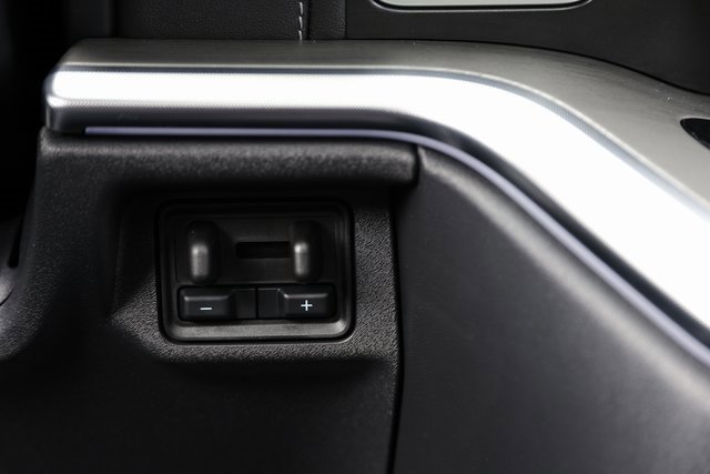 Certified 2025 Ford Expedition Platinum w/ Driver's Package image 26