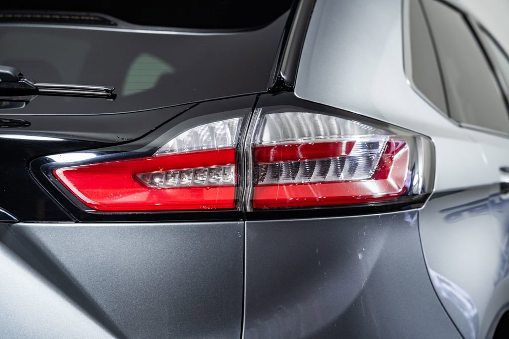 Certified 2020 Ford Edge SEL w/ Convenience Package image 8