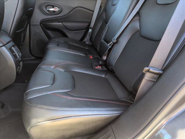 Used 2022 Jeep Cherokee Trailhawk AWD/4WD image 18