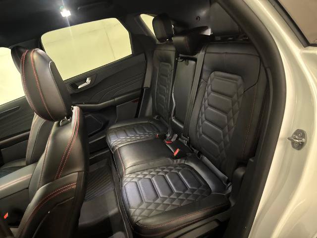 Certified 2024 Ford Escape ST-Line Elite w/ Premium Technology Package AWD/4WD image 32