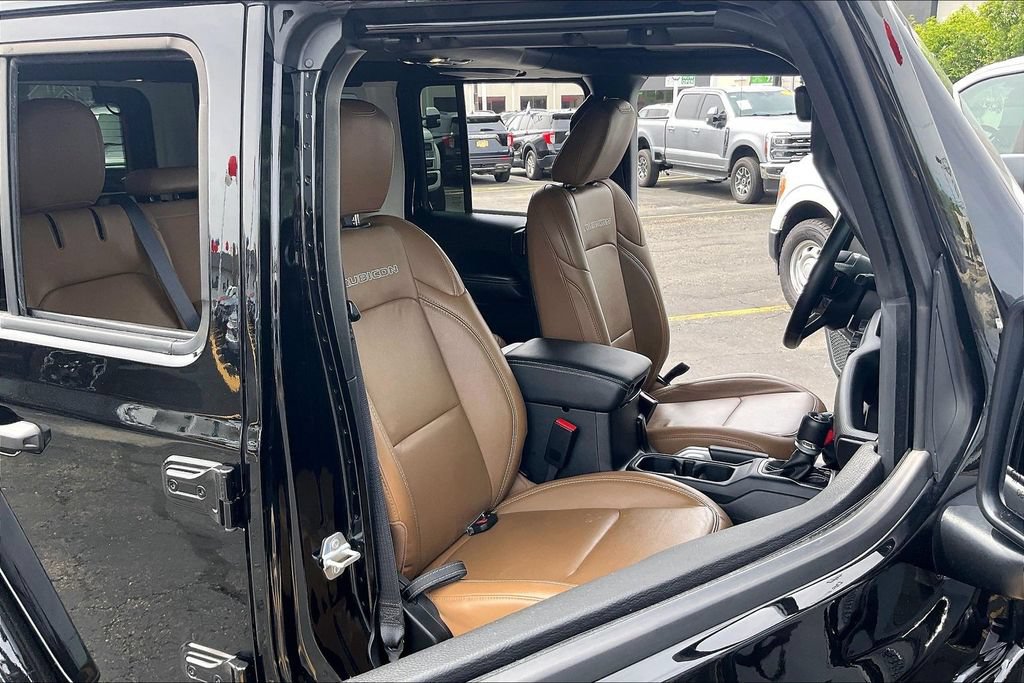 Used 2022 Jeep Wrangler Unlimited Rubicon 4xe w/ Cold Weather Group AWD/4WD image 6