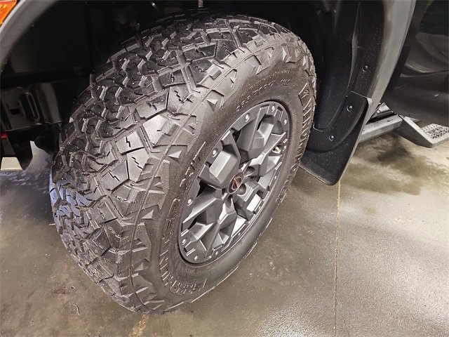 Used 2022 Nissan Frontier PRO-4X w/ Pro-4X Premium Package image 31