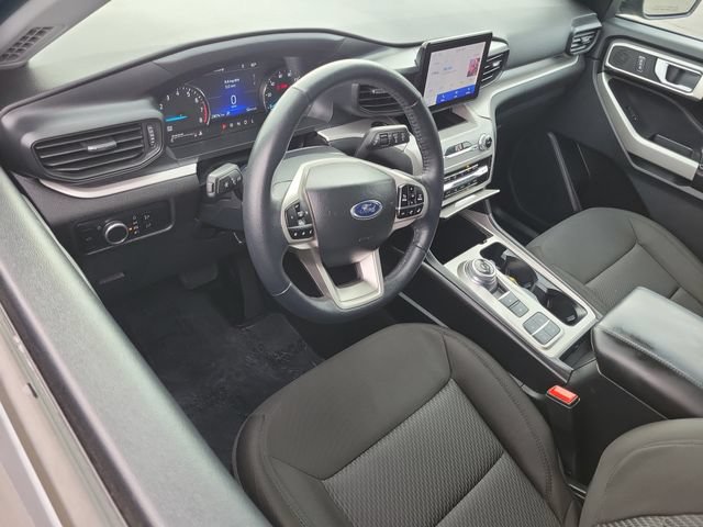 Certified 2023 Ford Explorer XLT RWD image 6